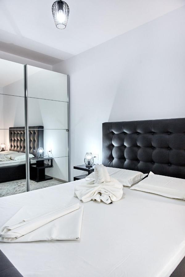 Summer Dream Beach Apartment Неводарі Екстер'єр фото
